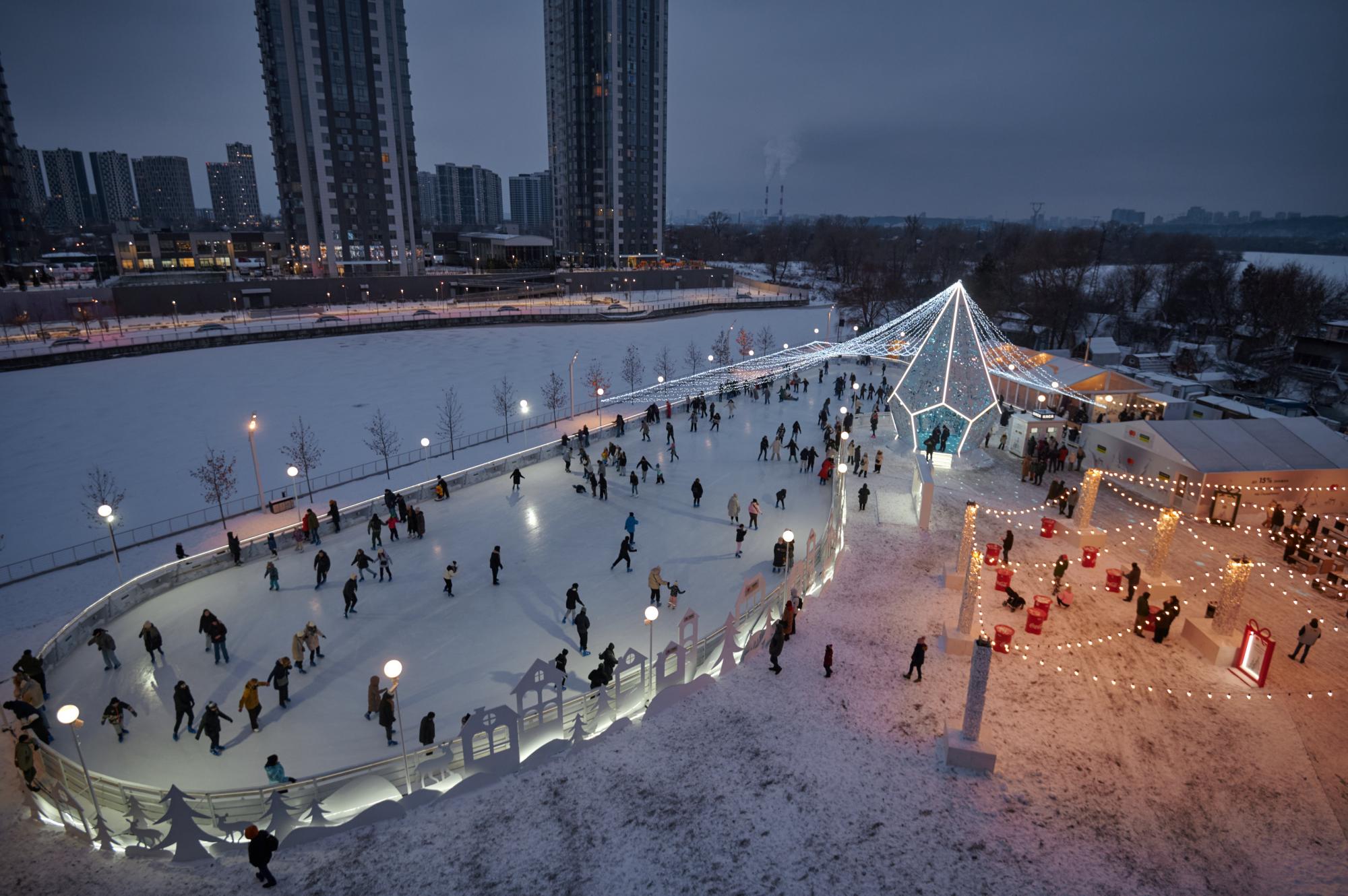 5 праздничных катков в Киеве для всей семьи: адреса и цены